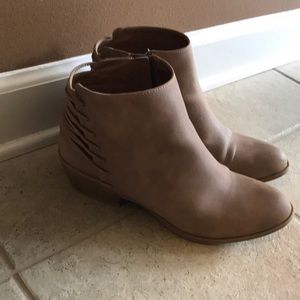 Ankle boots